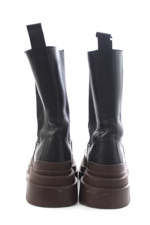 Bottega Veneta Tire Leather Chelsea Ankle Boots