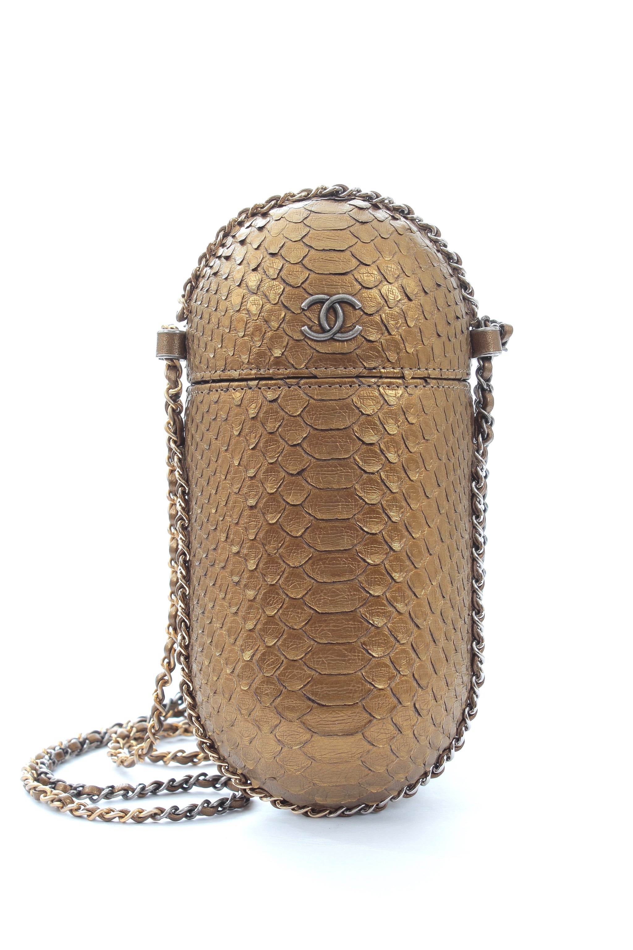 Shop Rare and Limited Edition Chanel Bags While They Last at Moda Operandi   PurseBlog