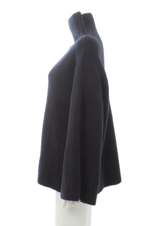 The Row 'Violina' Oversized Cashmere Sweater